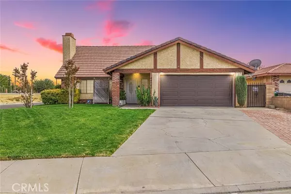 44940 Laszlo Street, Lancaster, CA 93534