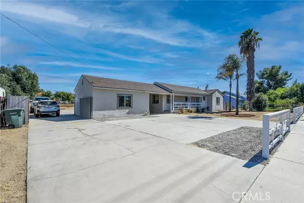 Hemet, CA 92543,248 N Palm Avenue