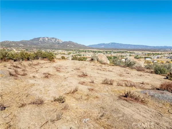 Aguanga, CA 92536,654 Skyview