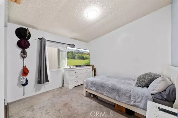 Costa Mesa, CA 92627,327 W Wilson Street #66