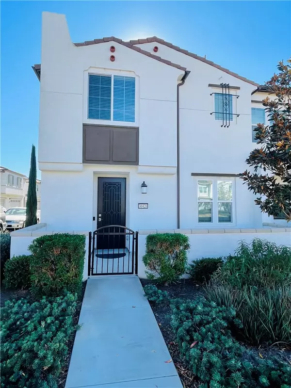 30420 Town Square Drive, Menifee, CA 92584