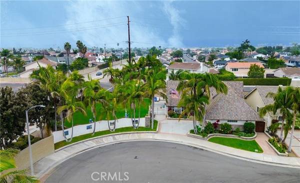 9511 Port Clyde Drive, Huntington Beach, CA 92646