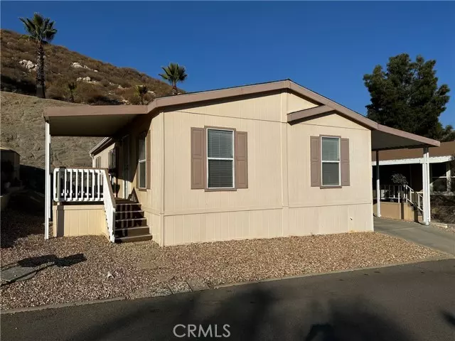 32600 State Highway 74 #87, Hemet, CA 92545