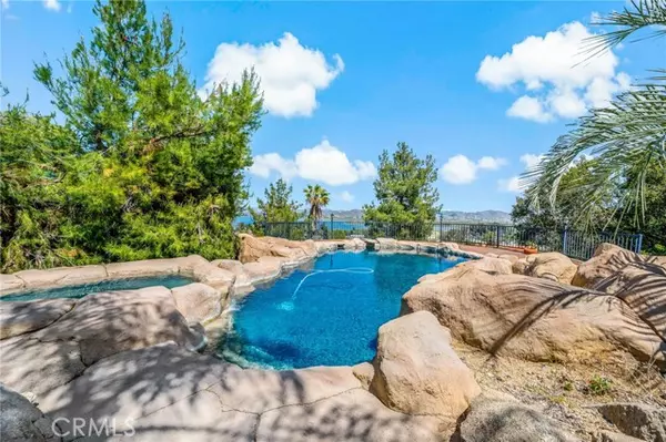 18339 Sanders Drive, Lake Elsinore, CA 92530