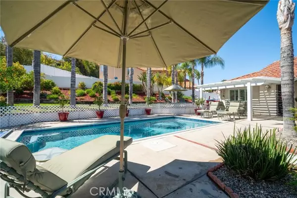 22171 Mustang Court, Canyon Lake, CA 92587