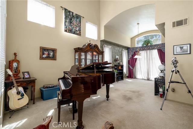 Lake Elsinore, CA 92532,16 Corte Montena