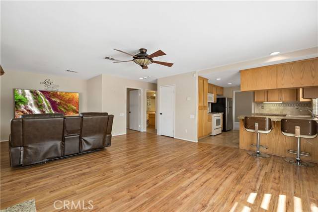 San Jacinto, CA 92583,1044 Jude Court
