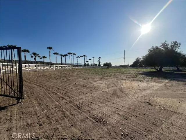 34830 Calle Arnaz, Temecula, CA 92592