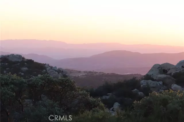 824 Rocky Ridge Court, Aguanga, CA 92536