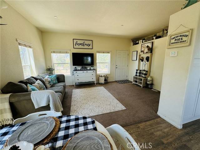Hemet, CA 92544,31885 Red Mountain Road