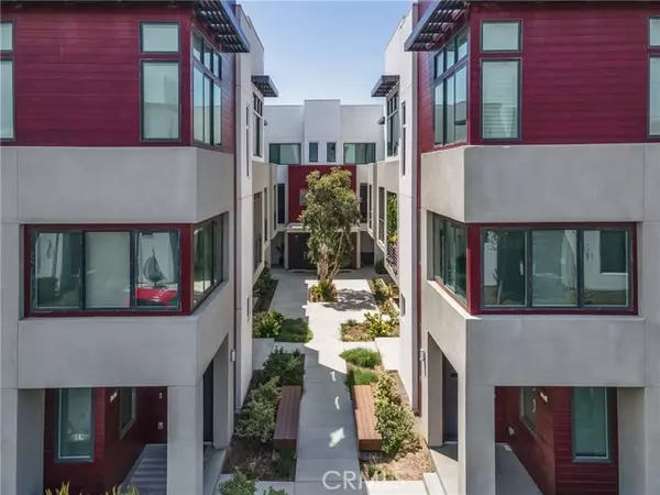 Tustin, CA 92782,285 Lodestar