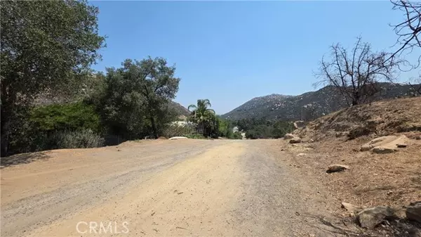 Fallbrook, CA 92028,3027 Rainbow Valley Boulevard