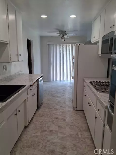 Hemet, CA 92544,26460 Girard Street