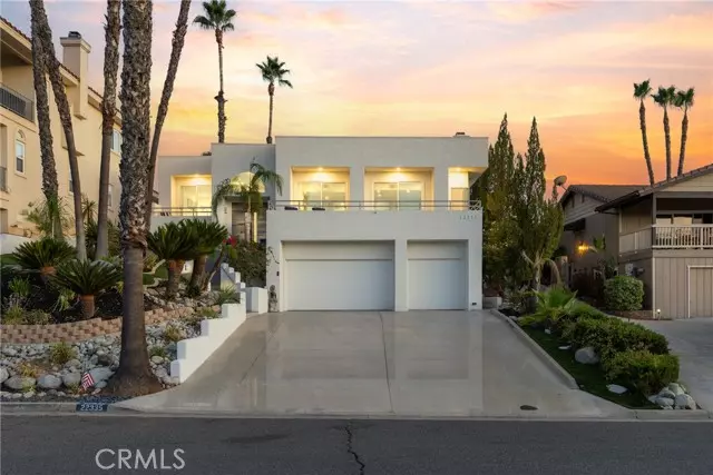 22335 Loch Lomond Drive, Canyon Lake, CA 92587