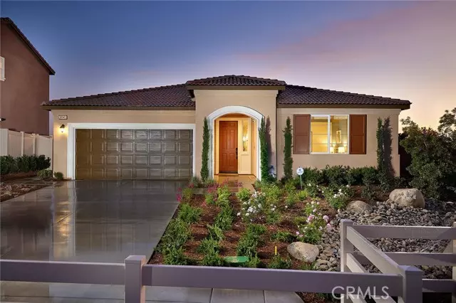 Highland, CA 92346,30933 Avenida Ramblas Court