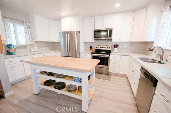 Fallbrook, CA 92028,6472 Rainbow Heights Road