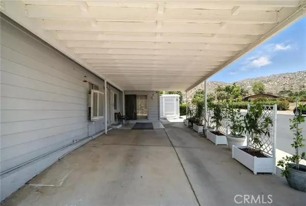 Hemet, CA 92545,24515 California Avenue #42