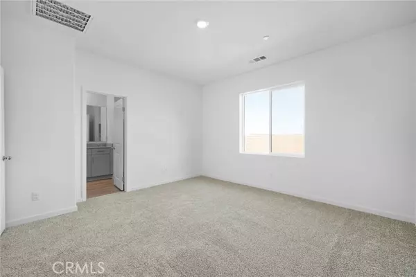 Victorville, CA 92392,Address not disclosed