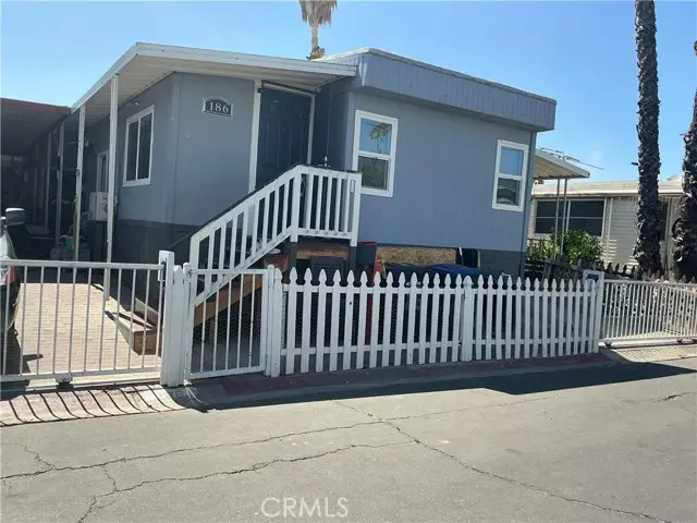 1097 N State Street #186, Hemet, CA 92543