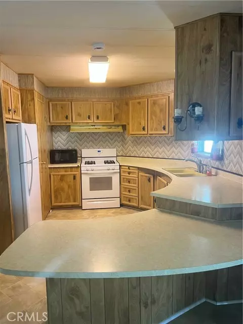 Menifee, CA 92586,27701 Murrieta #125