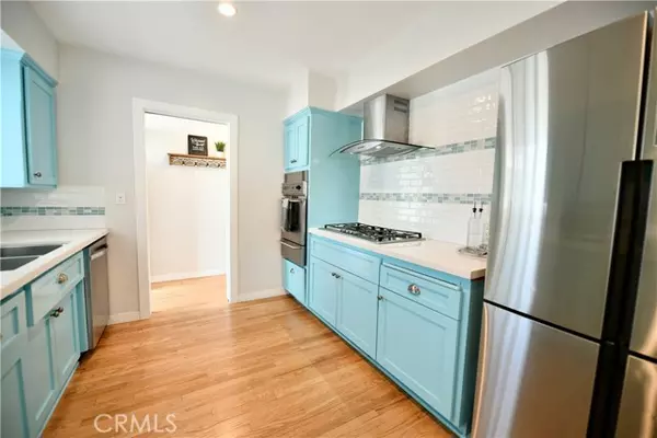 Carlsbad, CA 92008,2435 Tuttle Street