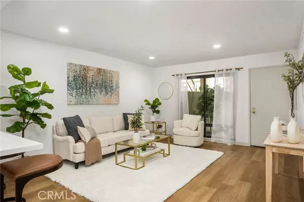 Fullerton, CA 92835,3010 Associated Road #122