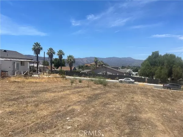 Lake Elsinore, CA 92530,110 N Chestnut Street