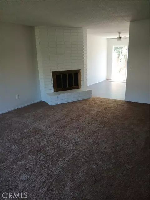 Tustin, CA 92780,453 E 1st Street