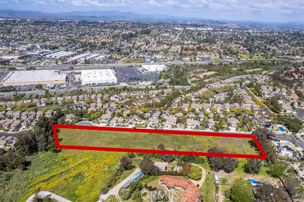 Vista, CA 92081,1863 Sunset Drive