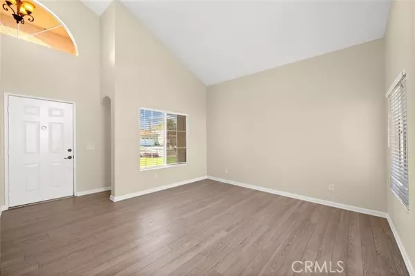 Murrieta, CA 92563,40027 Daphne Drive