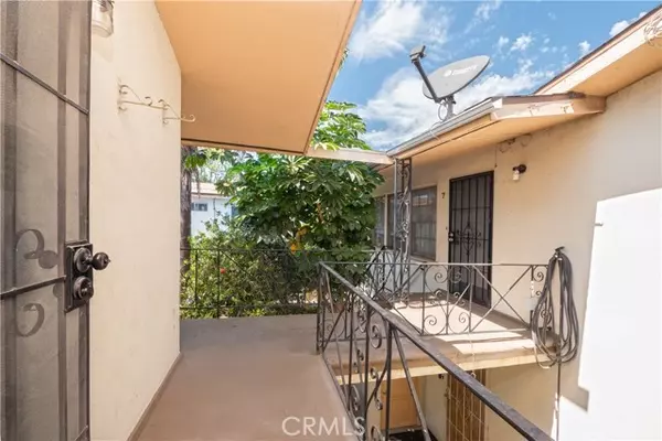 Long Beach, CA 90802,1280 E 4th Street #8