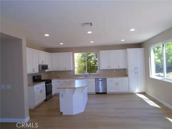 Murrieta, CA 92563,29905 Cherry Hill Drive