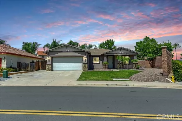 33011 Breighton Wood Street, Menifee, CA 92584