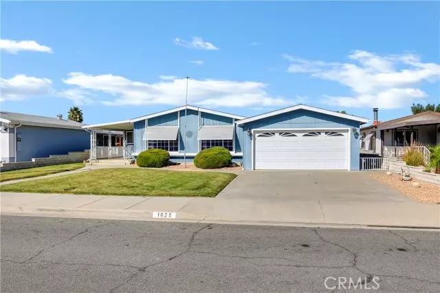 1625 Brentwood Way, Hemet, CA 92545