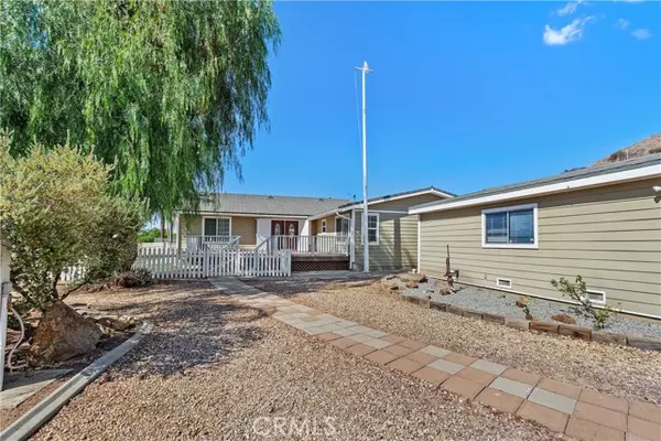 Wildomar, CA 92595,23742 Bundy Canyon Road