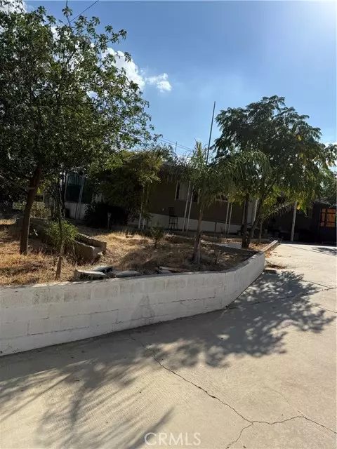 540 Iroquois, Perris, CA 92570