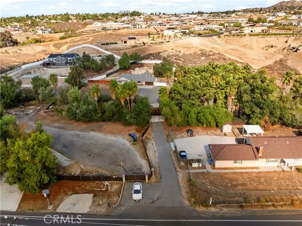 Riverside, CA 92504,17380 Mockingbird Canyon