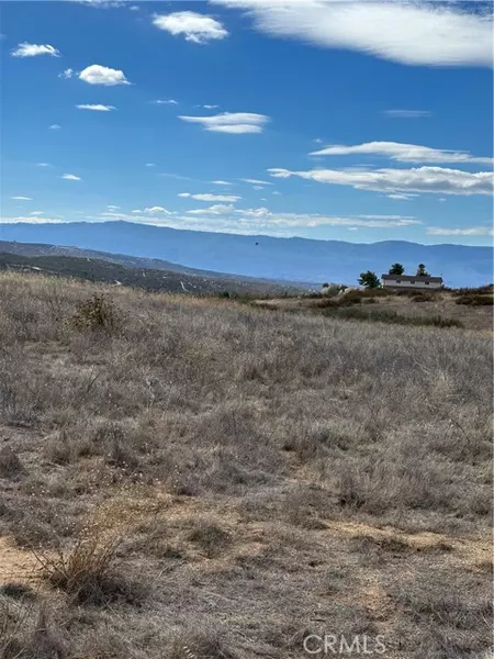 15 Ridgewood Road, Hemet, CA 92544