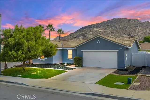 3083 Avalon, Perris, CA 92571