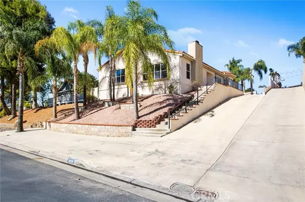 Canyon Lake, CA 92587,30310 Spray Drive