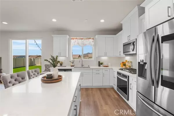 Highland, CA 92346,8002 Sorrento Way