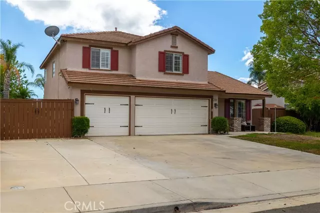 23513 Mountain Breeze Dr, Murrieta, CA 92562