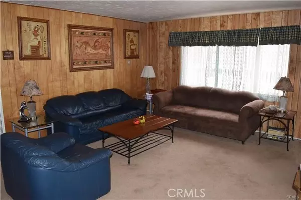 Big Bear Lake, CA 92315,545 Wanita