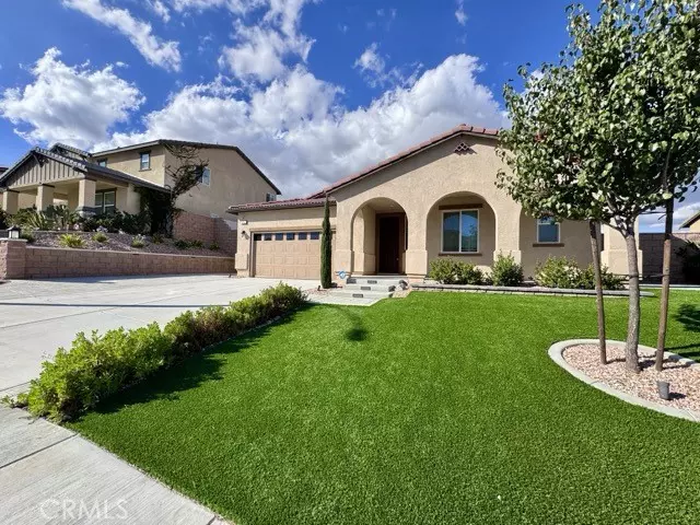 30922 Farmhouse Ct, Winchester, CA 92596