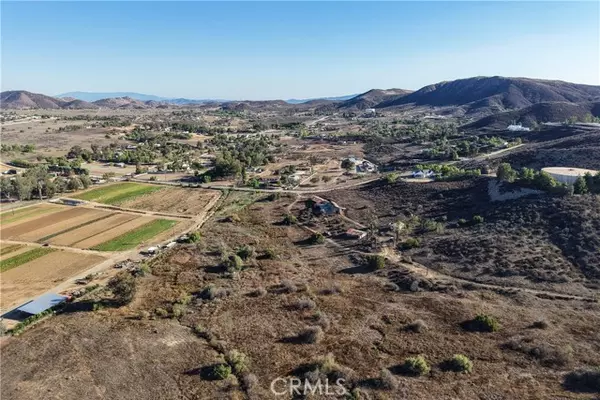 Perris, CA 92570,17751 Lake Matthew Dr.