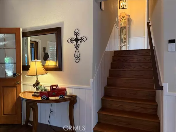 Angelus Oaks, CA 92305,6314 Sugar Pines Cir