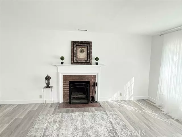 1517 W Grand Avenue, Pomona, CA 91766