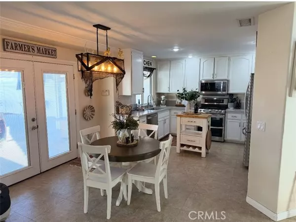 Menifee, CA 92584,27070 Lamdin