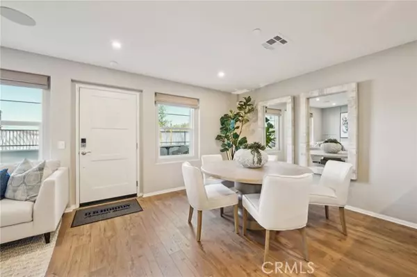 Fontana, CA 92336,16186 Lumia Way