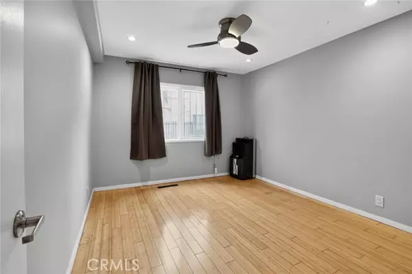 Long Beach, CA 90802,21 Alamitos